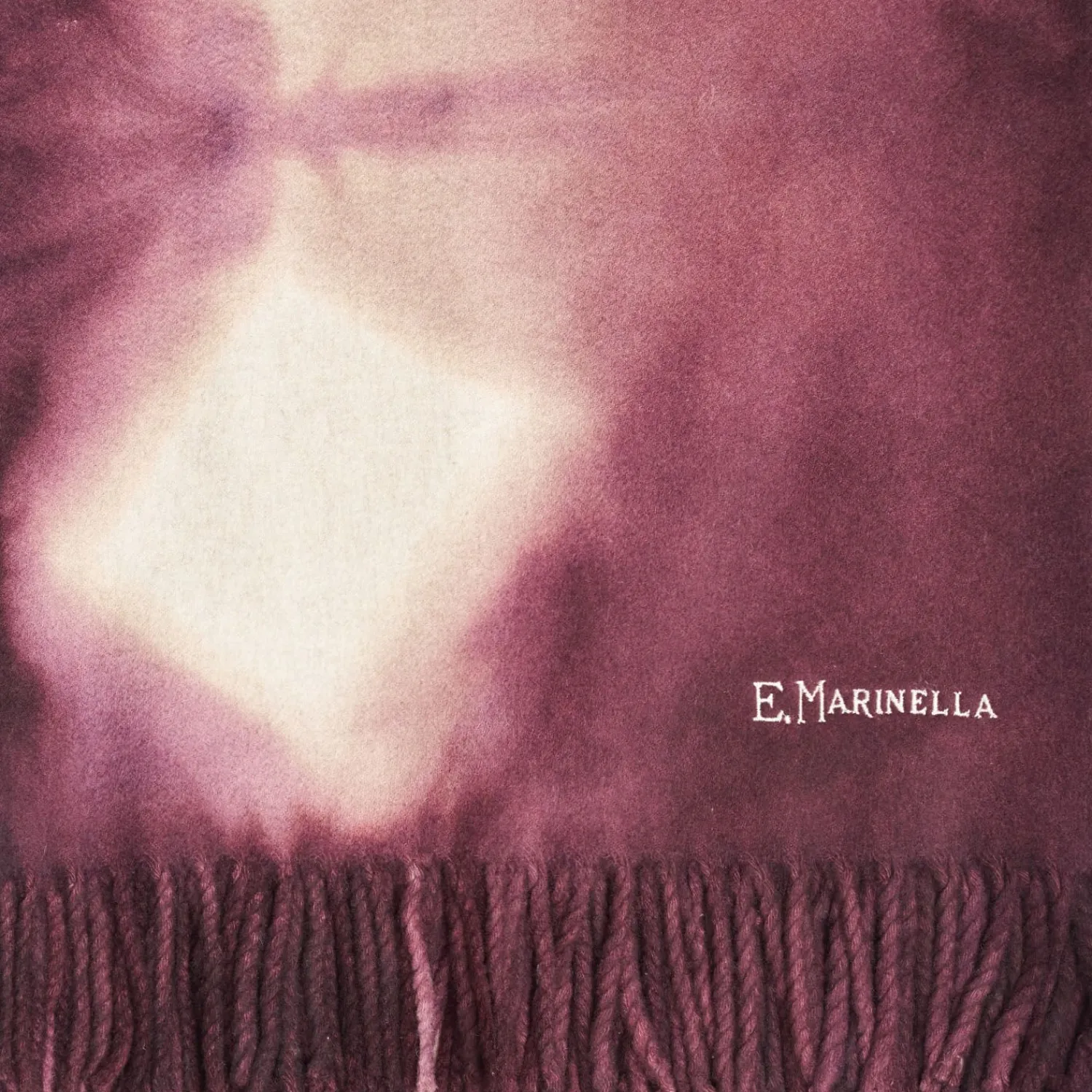 Burgundy And White Bergen Cashmere Throw>E.Marinella Shop