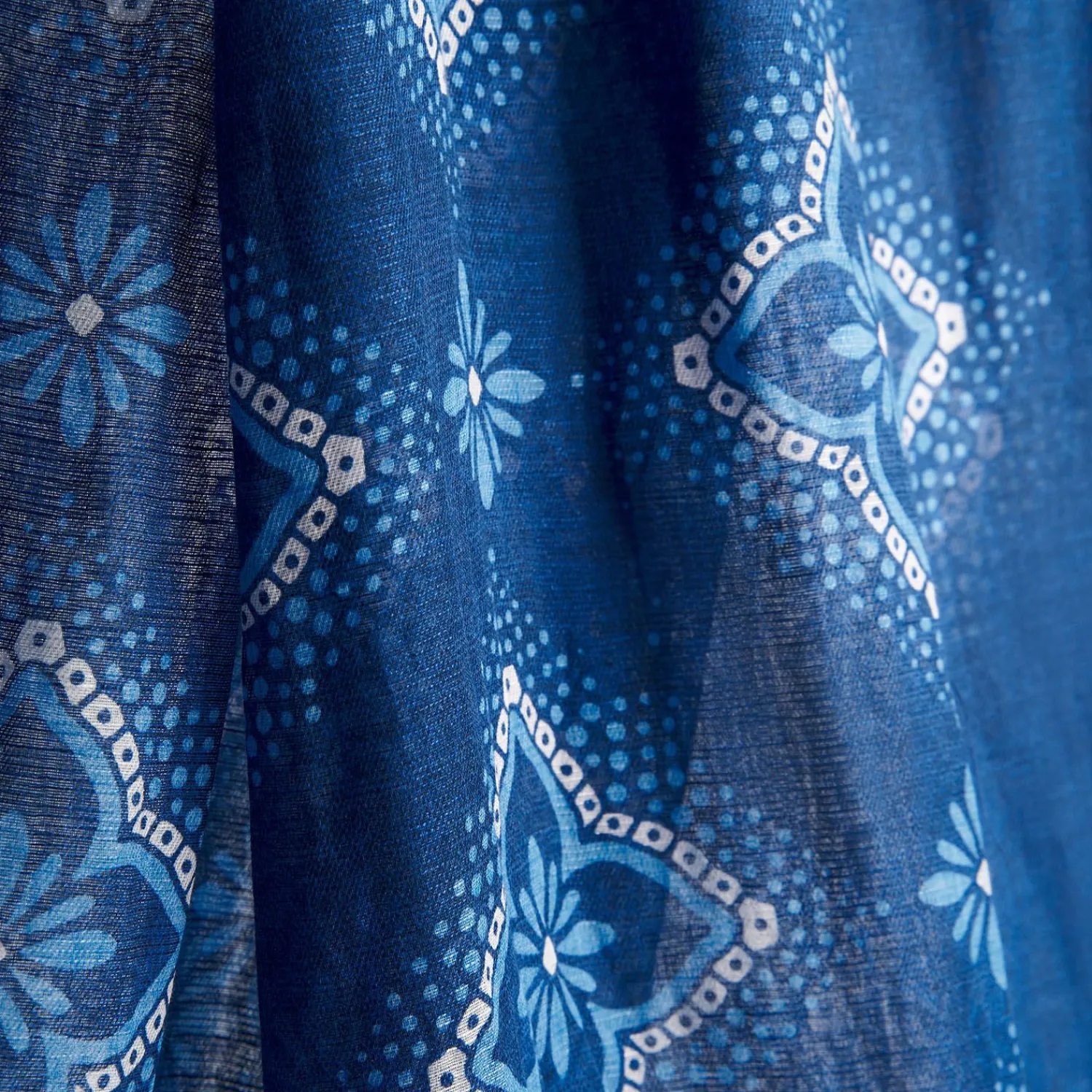 Dark Blue Cotton And Linen Scarf - Light Blue Macro Flowers>E.Marinella Hot